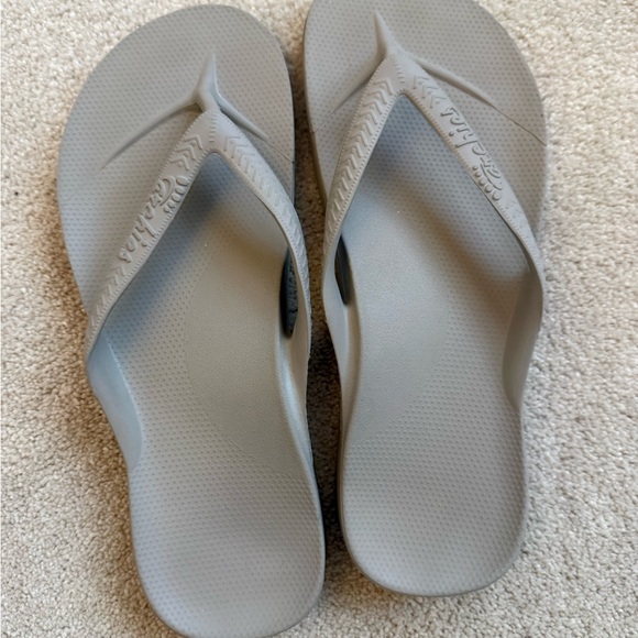 Archies Shoes - Gray Flip Flops
